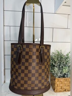 Authentic Louis Vuitton Damier Bucket Bag